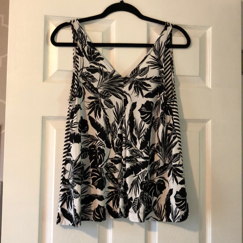 Old Navy reversible tank top
